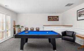 Esperance Entertainer, Mount Martha